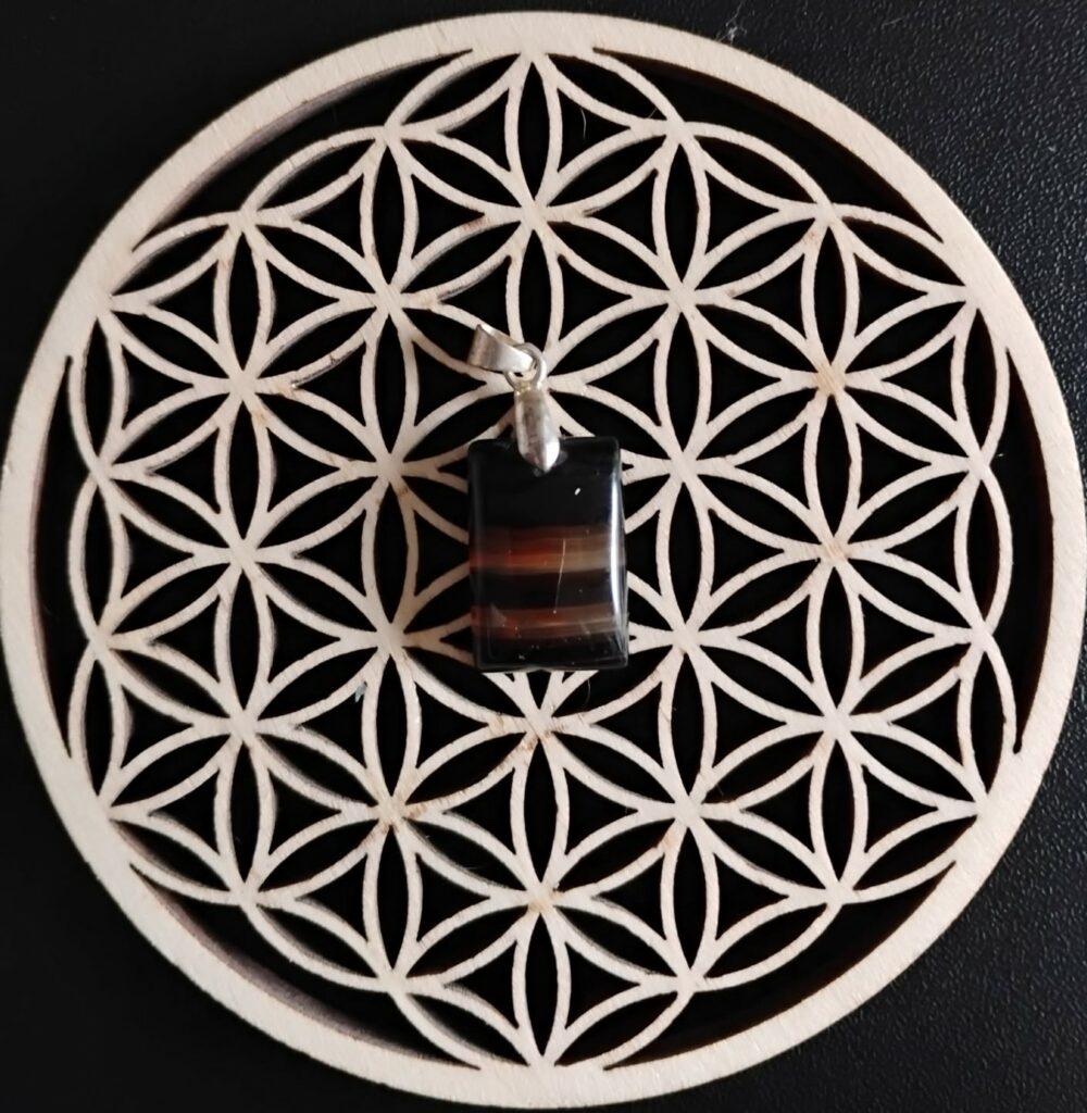 Agate Pendentif 8€