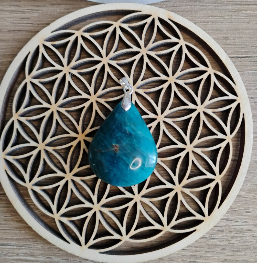 Apatite Pendentif Goutte