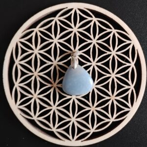 Calcite Pendentif 12€