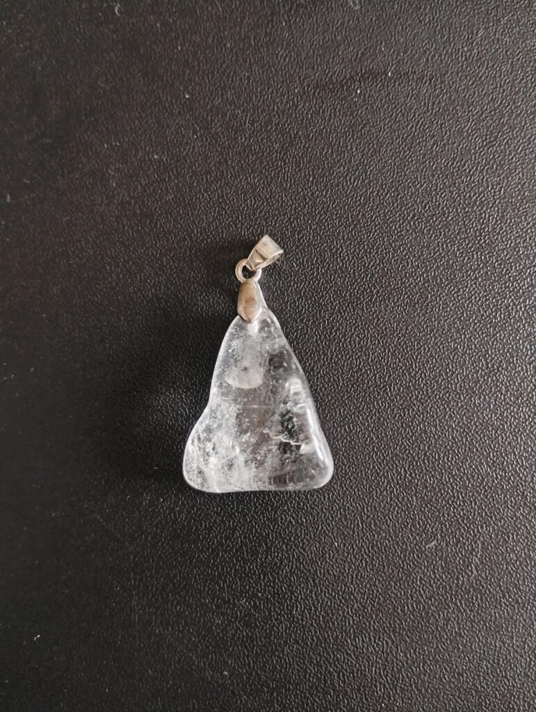 Cristal de Roche Pendentif 12€
