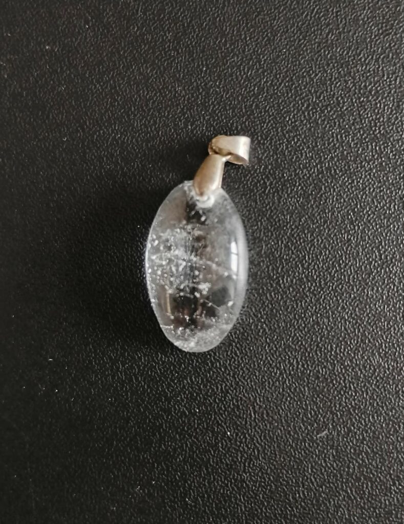 Cristal de Roche Pendentif 12€