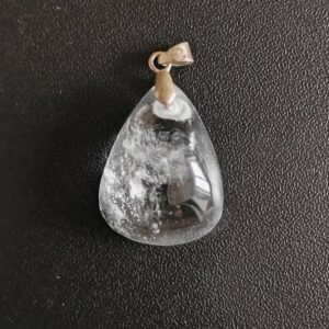Cristal de Roche Pendentif 12€
