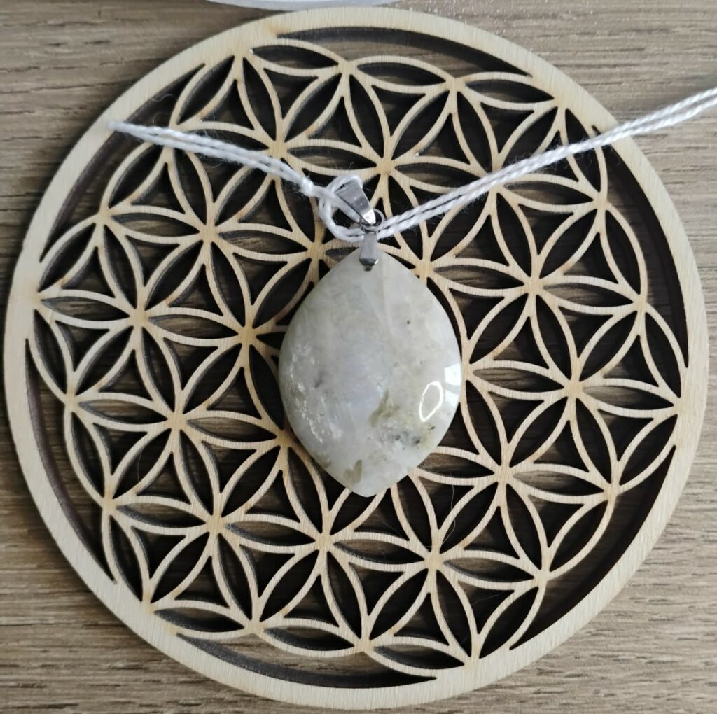 Garnièrite Pendentif Marquise