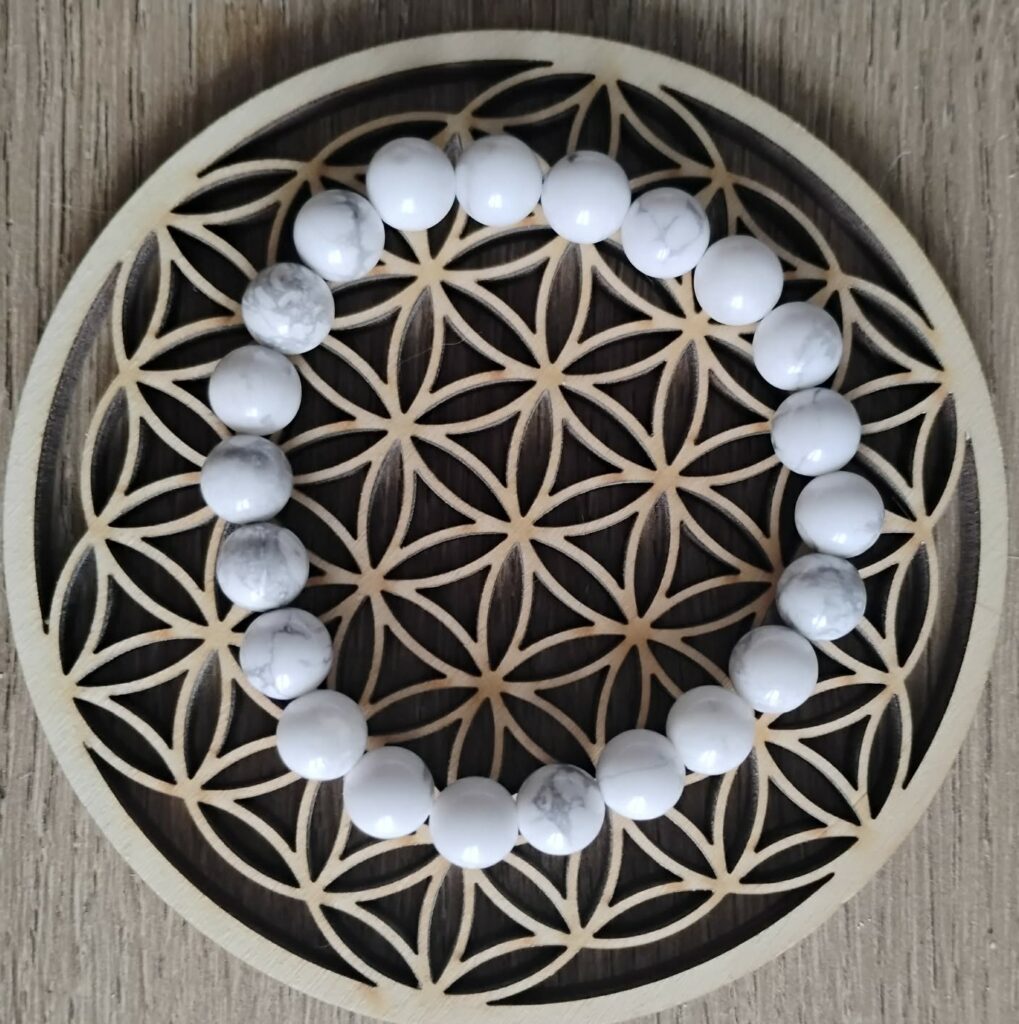 Howlite Bracelet 8Mm