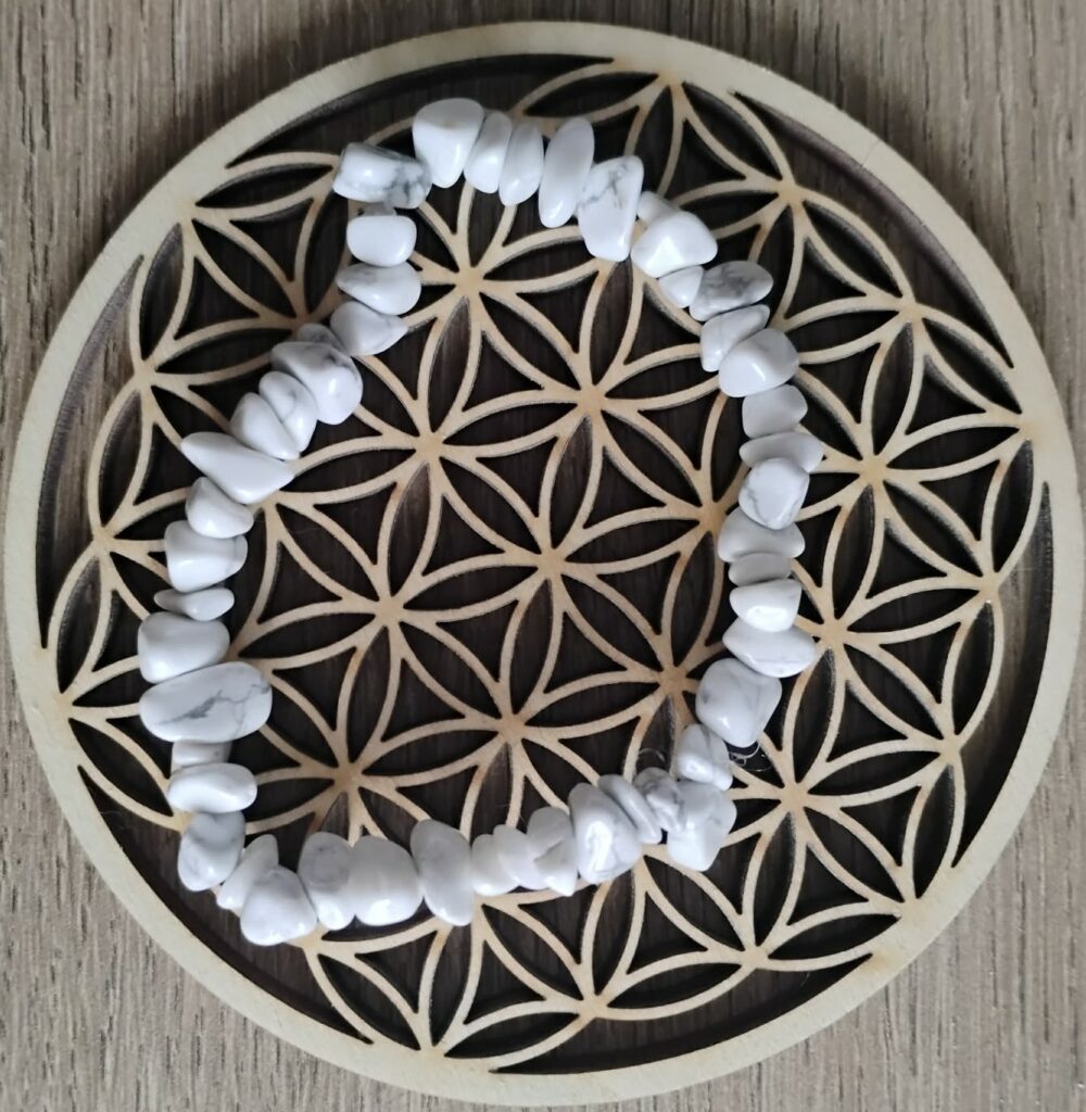 Howlite Bracelet Chips