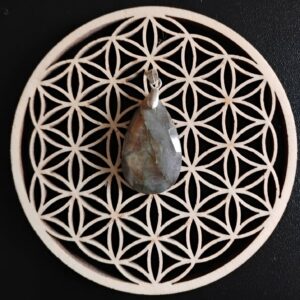 Labradorite Pendentif 15€