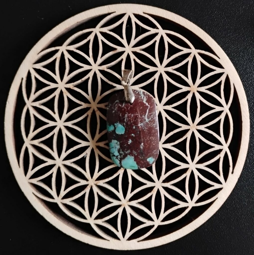 Magnésite Pendentif 15€