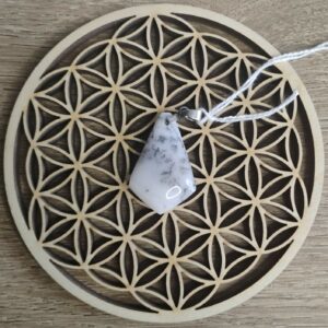 Merlinite Pendentif Cerf Volant