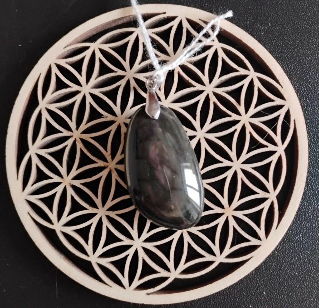 Obsidienne Manta Huichol Pendentif Ovale