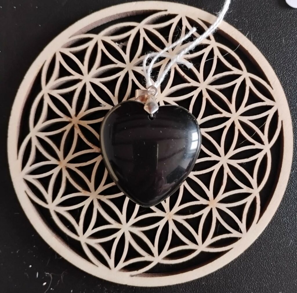 Obsidienne Oeil Céleste Pendentif Coeur