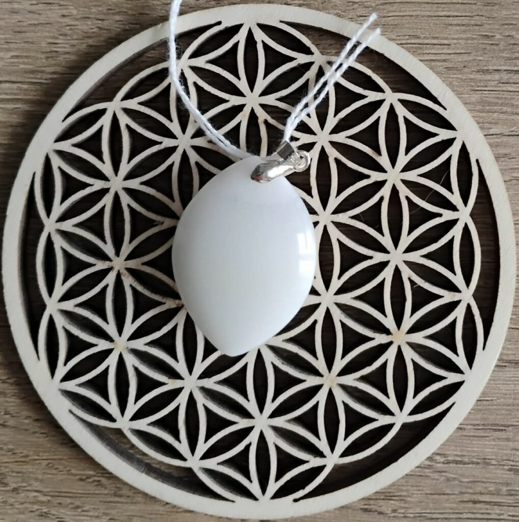 Opale Blanc Pendentif Marquise
