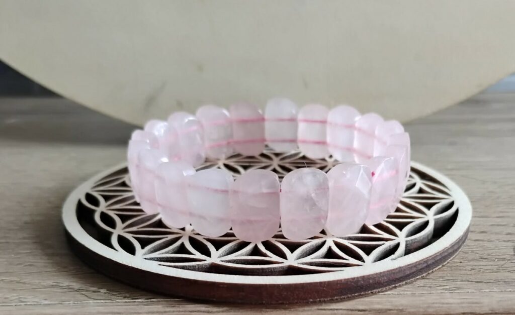 Quartz Rose Bracelet Facette
