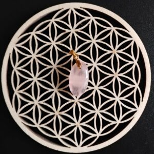 Quartz Rose Pendentif 8€