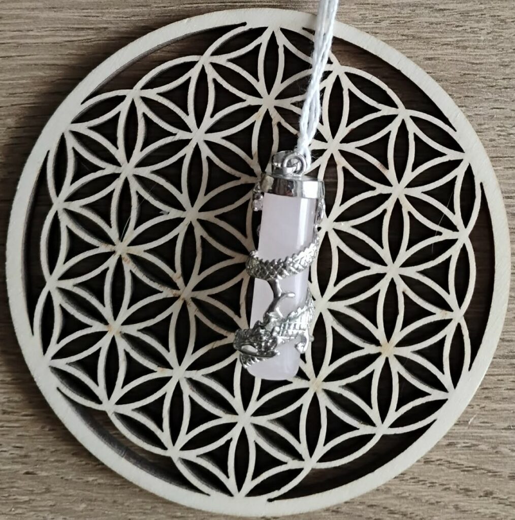 Quartz Rose Pendentif Dragon