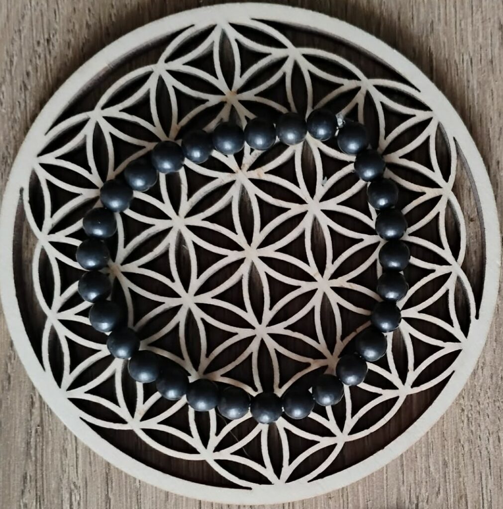 Shungite Bracelet 8Mm